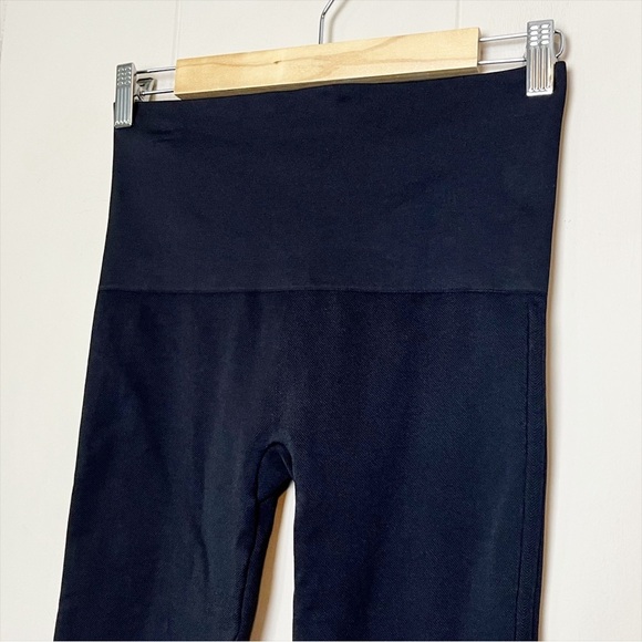SPANX Look At Me Now Seamless Leggings Large black solid slimming tummy control - Picture 3 of 10